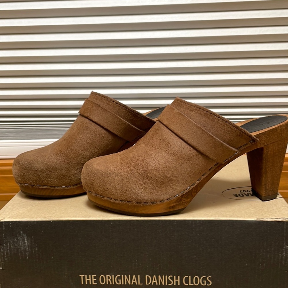 Sanita Clogs